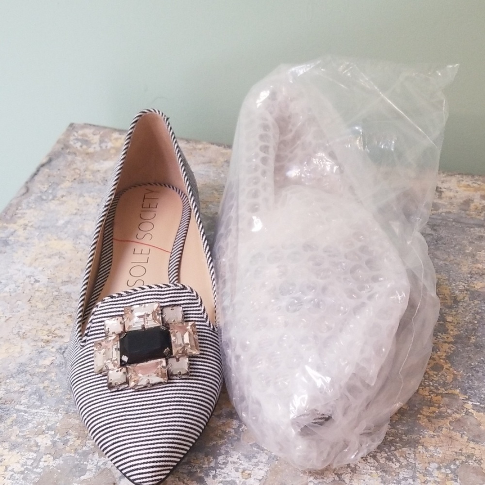Sole Society Black and white flats Brand New
